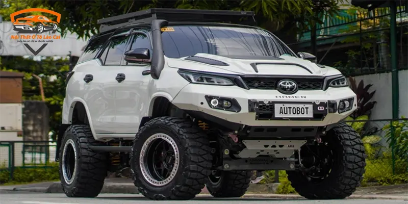 Toyota Fortuner phiên bản độ toàn diện